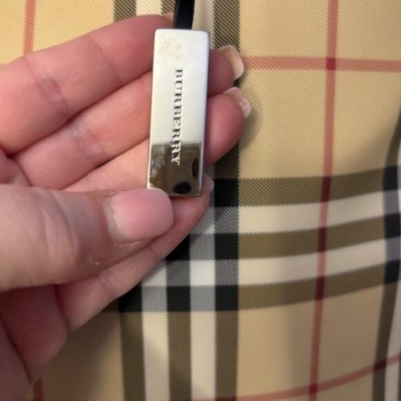 BURBERRY London Nova Check Tote Bag with COA & Dustbag Included - Picture 3 of 12